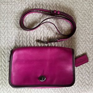 Coach Clutch Purse w/Shoulder Strap